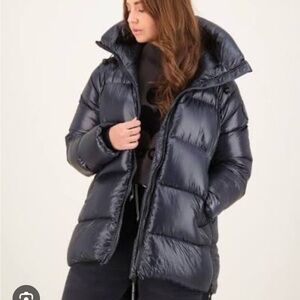 Canada Goose Black Puffer Jacket with Hood